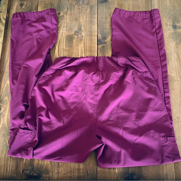 Cherokee maroon scrub pants - Picture 6 of 7